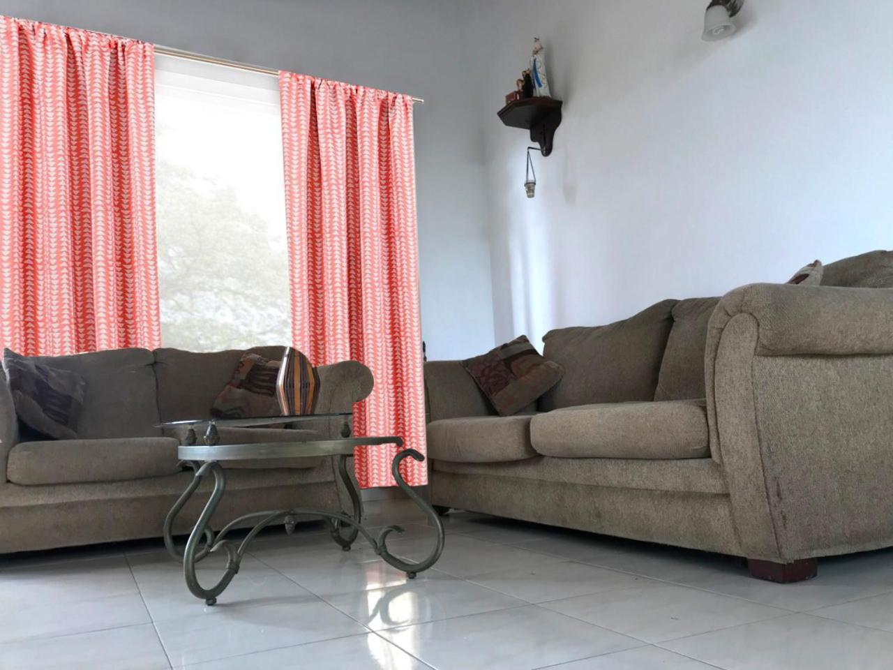 360 Beach Residence Негомбо Екстер'єр фото